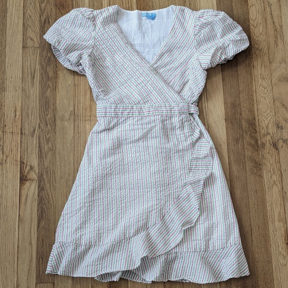 Draper James RSVP Puff Sleeve Wrap  Seersucker Ruffle Striped Dress - Picture 2 of 6